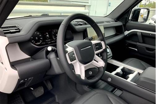 2025 Land Rover Defender P300