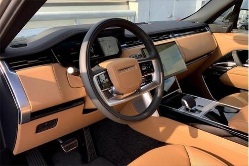2025 Land Rover Range Rover P400 SE