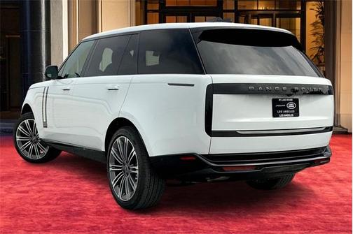 2025 Land Rover Range Rover P400 SE 7 Seat