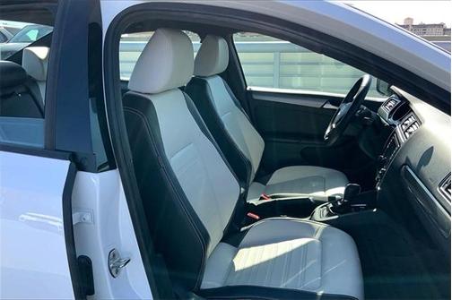 2017 Volkswagen Jetta 1.8T Sport