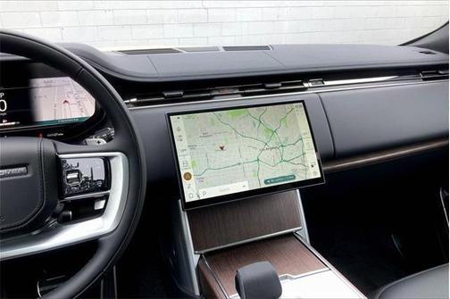 2025 Land Rover Range Rover P530 SE 7 Seat