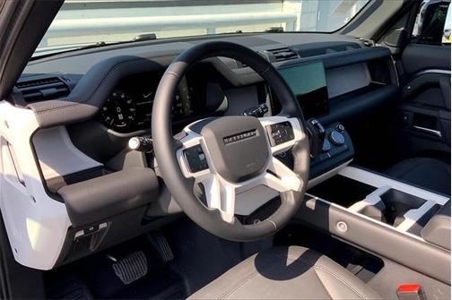 2025 Land Rover Defender P300