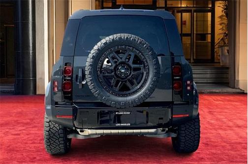 2025 Land Rover Defender P300