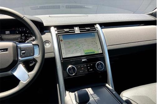 2025 Land Rover Discovery P300 S