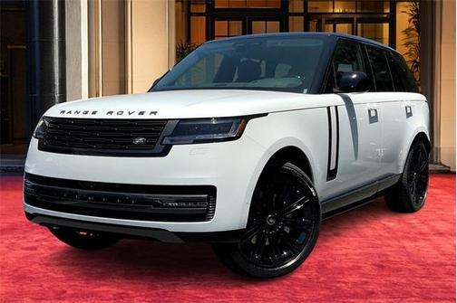 2025 Land Rover Range Rover P400 SE