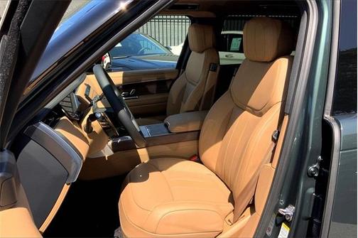 2025 Land Rover Range Rover P530 SE 7 Seat