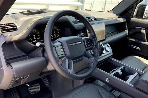 2025 Land Rover Defender P400 X-Dynamic SE