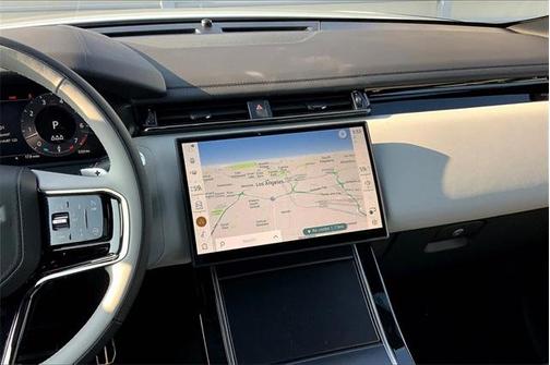 2026 Land Rover Range Rover Velar P400 Dynamic SE