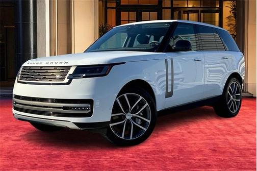 2025 Land Rover Range Rover P530 SE