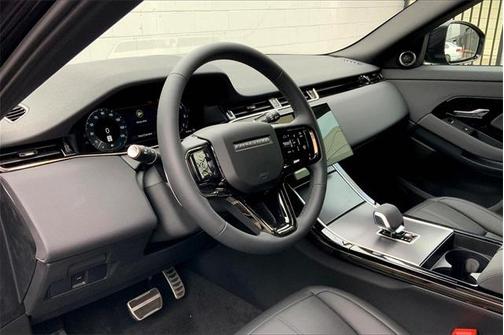 2026 Land Rover Range Rover Evoque Dynamic SE