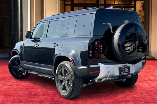 2025 Land Rover Defender P400 S