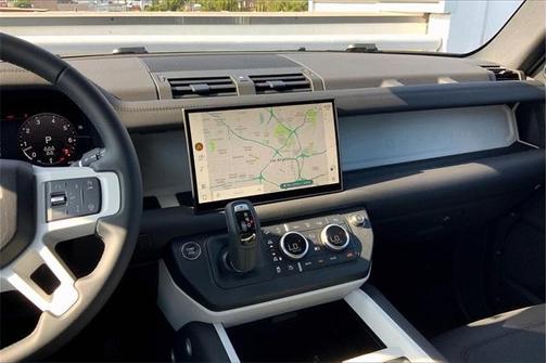 2025 Land Rover Defender P400 S