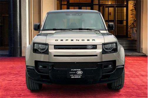 2023 Land Rover Defender 110 V8