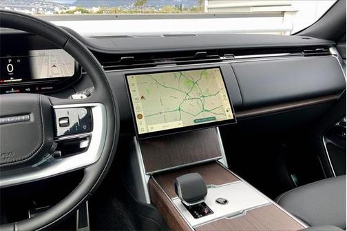 2025 Land Rover Range Rover P530 SE