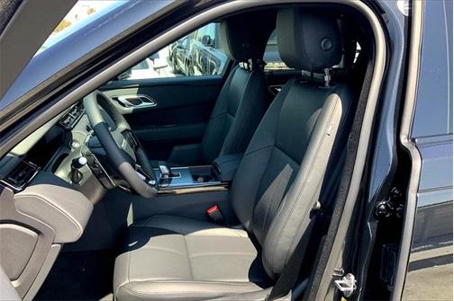 2026 Land Rover Range Rover Velar P400 Dynamic SE