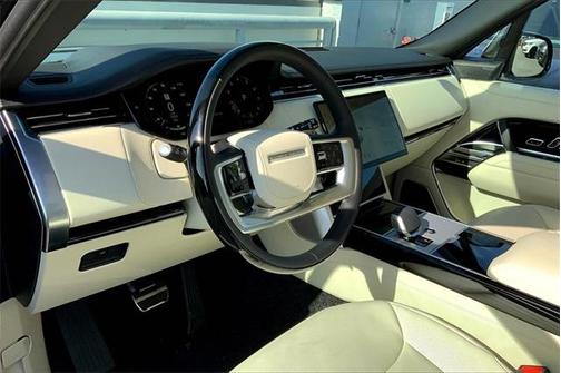 2025 Land Rover Range Rover AUTOBIOGRAPHY