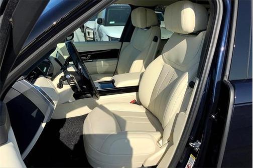 2025 Land Rover Range Rover AUTOBIOGRAPHY