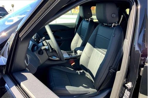 2026 Land Rover Range Rover Evoque Dynamic SE