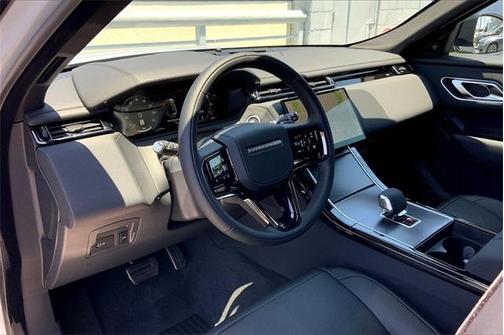 2026 Land Rover Range Rover Velar P250 Dynamic SE