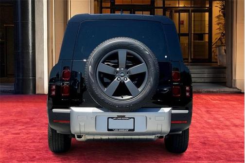 2025 Land Rover Defender P400 S