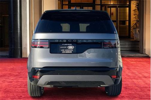 2025 Land Rover Discovery P360 Dynamic SE