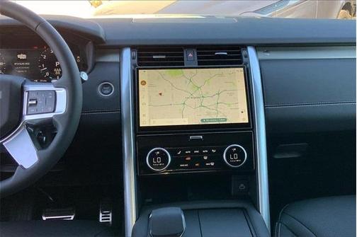 2025 Land Rover Discovery P360 Dynamic SE