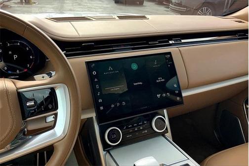 2022 Land Rover Range Rover SV