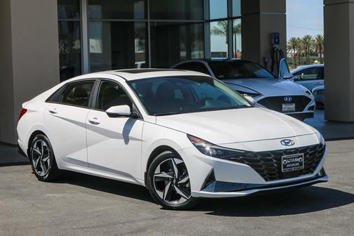 White 2023 Hyundai ELANTRA HEV Limited