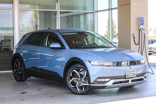 2024 Hyundai IONIQ 5 SE