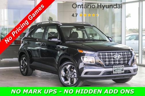 2025 Hyundai VENUE SEL