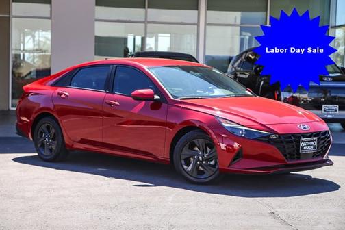 2022 Hyundai ELANTRA SEL