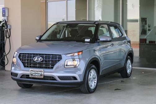 2022 Hyundai VENUE SE