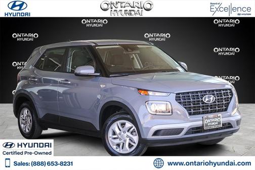 2022 Hyundai VENUE SE