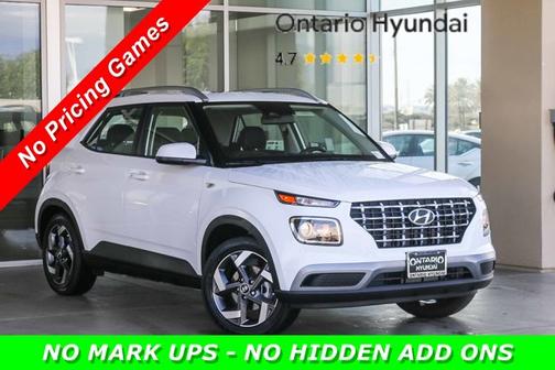 2025 Hyundai VENUE SEL