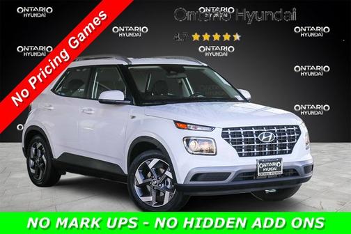 2025 Hyundai VENUE SEL