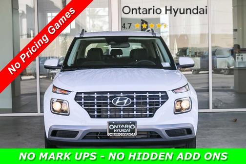 2025 Hyundai VENUE SEL