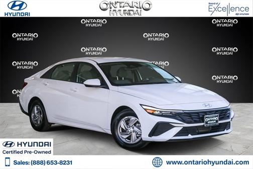 2025 Hyundai ELANTRA SE