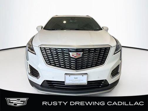 Crystal White Tricoat 2025 Cadillac XT5 Premium Luxury