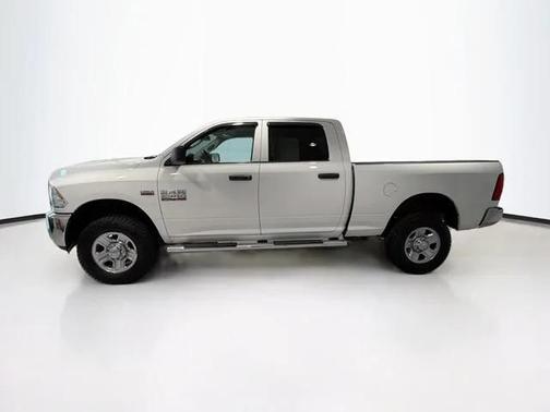 2018 RAM 2500 Tradesman Crew Cab 4x4 6'4' Box