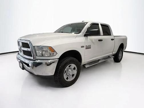 2018 RAM 2500 Tradesman Crew Cab 4x4 6'4' Box