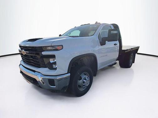 2025 Chevrolet Silverado 3500 WT