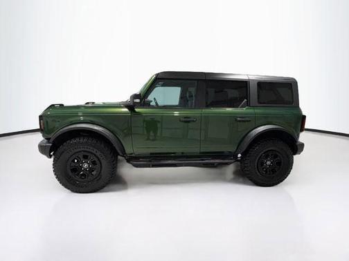 Eruption Green Metallic 2023 Ford Bronco Wildtrak