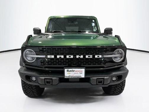 Eruption Green Metallic 2023 Ford Bronco Wildtrak