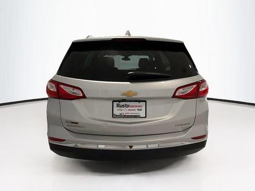 Silver Ice Metallic 2020 Chevrolet Equinox L