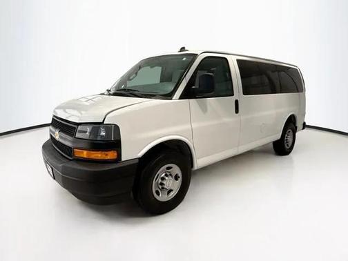 2019 Chevrolet Express 3500 LS