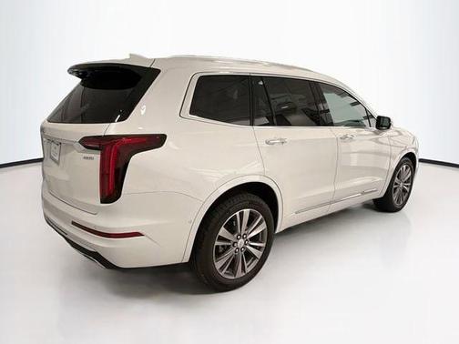 Crystal White Tricoat 2024 Cadillac XT6 Premium Luxury AWD