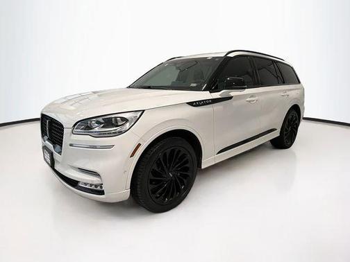 2022 Lincoln Aviator Reserve AWD