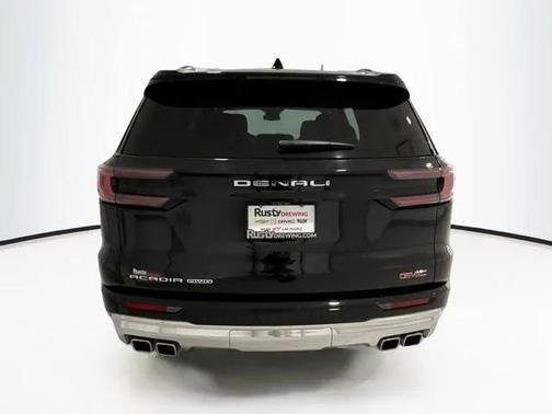 2024 GMC Acadia Denali