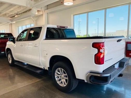 Summit White 2019 Chevrolet Silverado 1500 LT