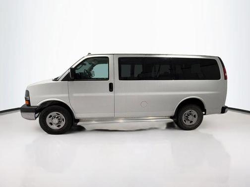 2016 Chevrolet Express 3500 LT